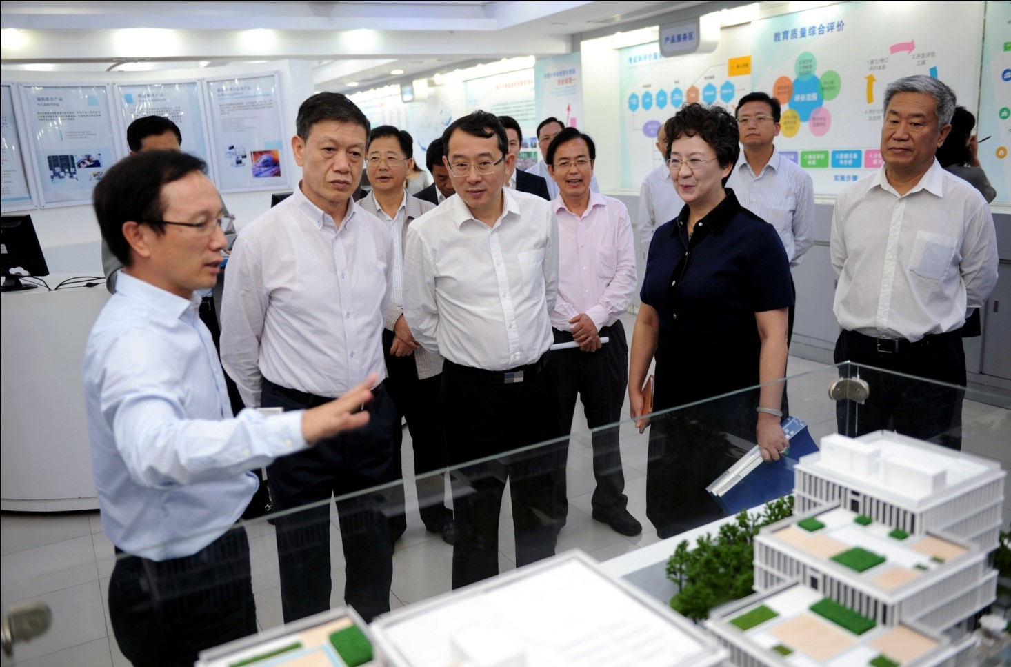 2025新澳免费资料