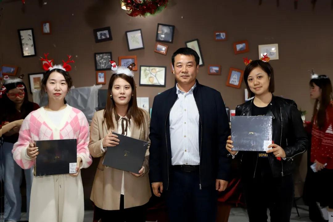2025新澳免费资料